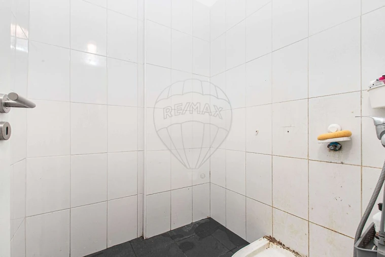 Loja para Venda em Cacém e São Marcos Foto 5