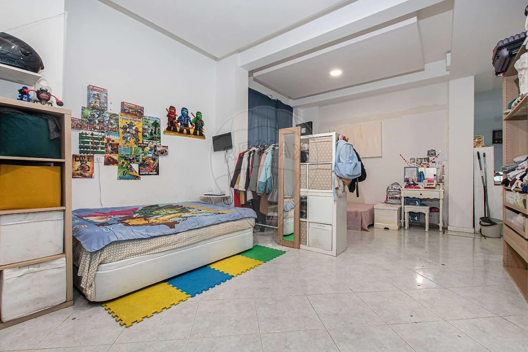 Loja para Venda em Cacém e São Marcos Foto 8