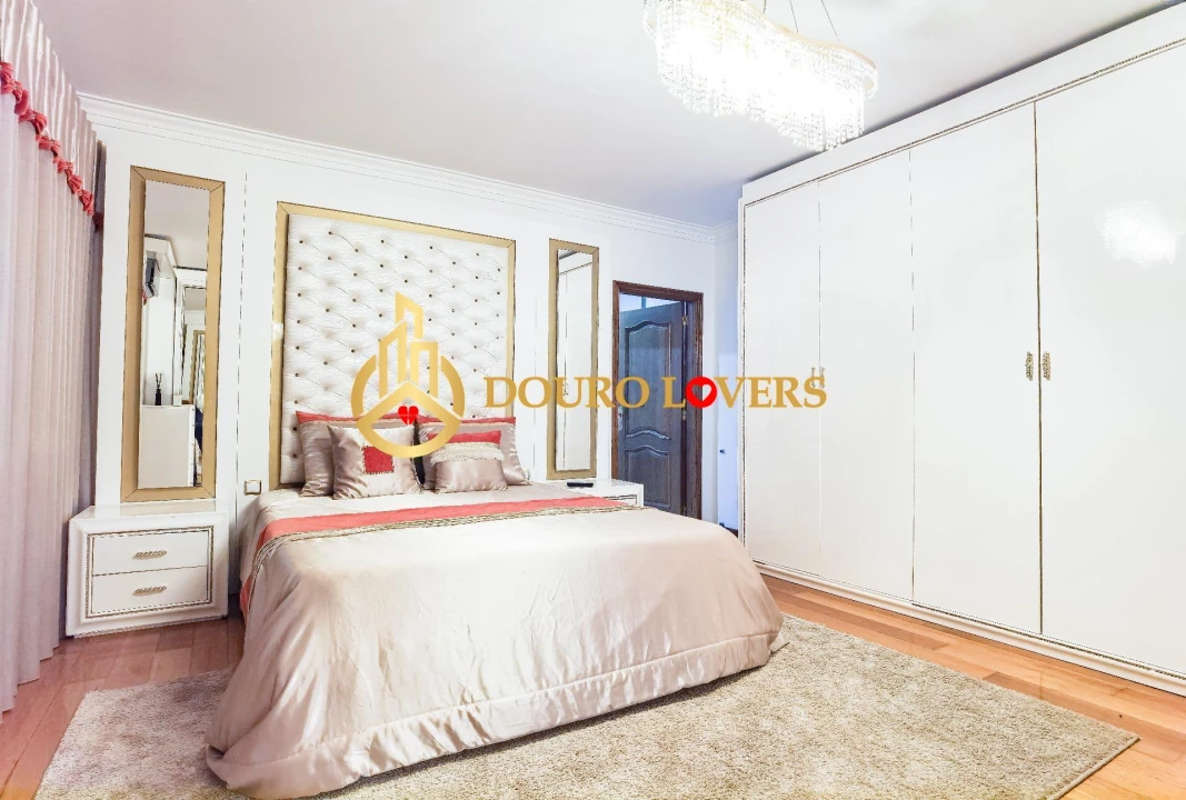 Moradia T4 para Venda em Ferreira Foto 23