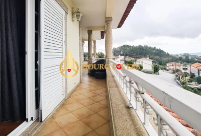 Moradia T4 para Venda em Ferreira