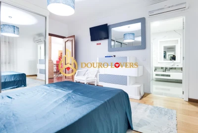 Moradia T4 para Venda em Ferreira