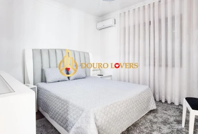 Moradia T4 para Venda em Ferreira