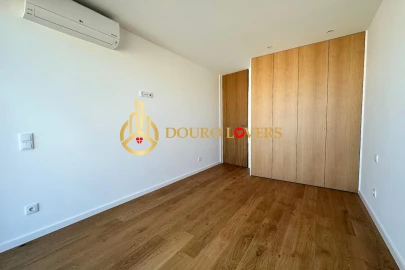 Apartamento T4 para Venda em Matosinhos e Leça da Palmeira