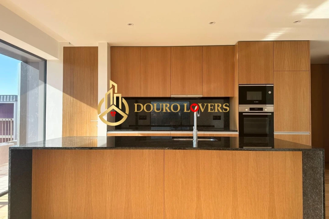 Apartamento T4 para Venda em Matosinhos e Leça da Palmeira Foto 12