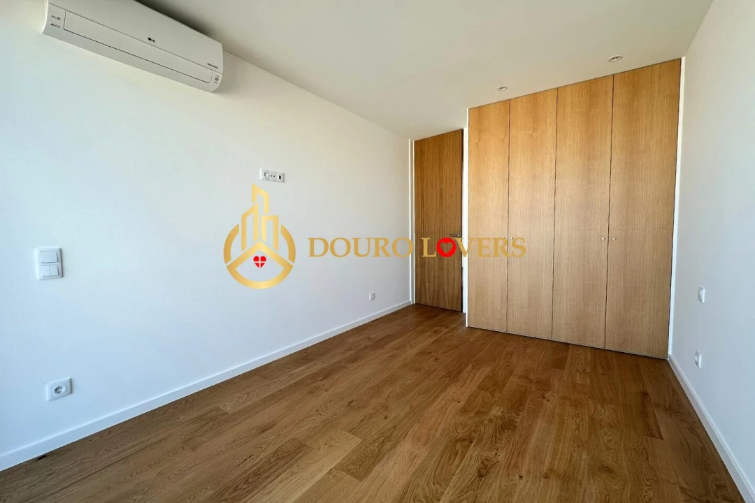 Apartamento T4 para Venda em Matosinhos e Leça da Palmeira Foto 17