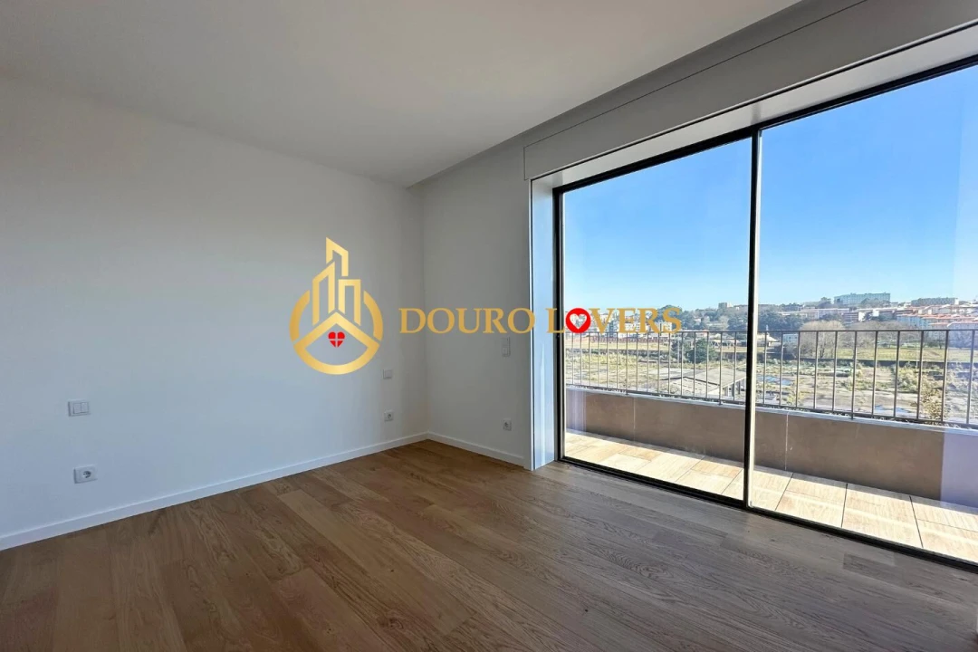 Apartamento T4 para Venda em Matosinhos e Leça da Palmeira Foto 18