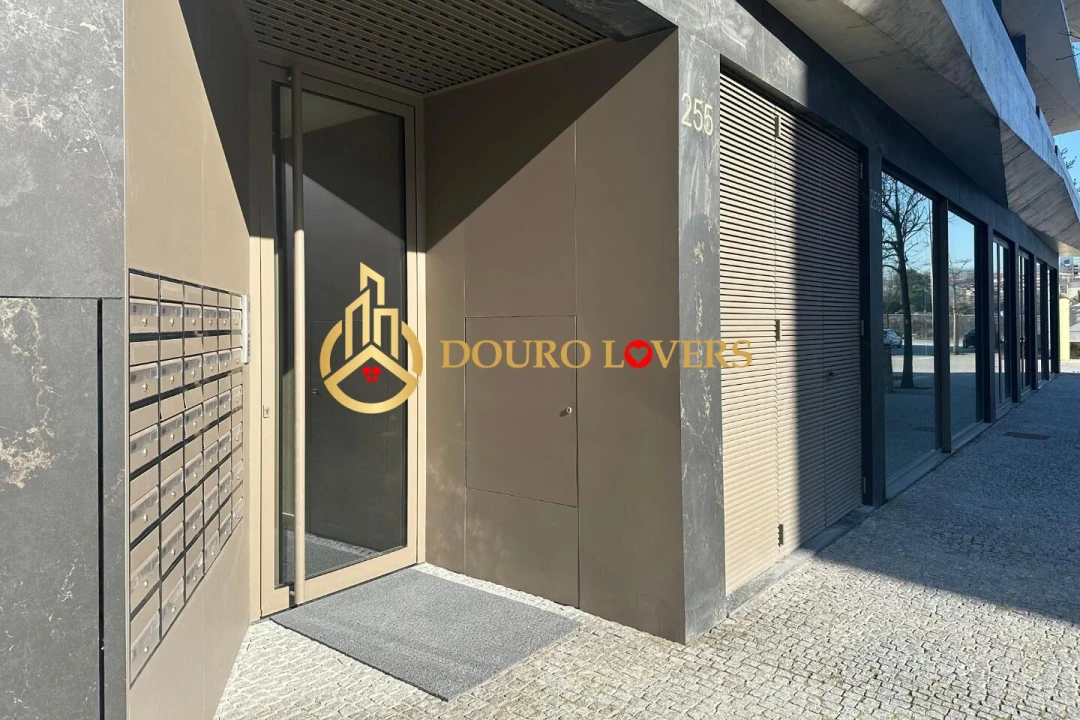 Apartamento T4 para Venda em Matosinhos e Leça da Palmeira Foto 3