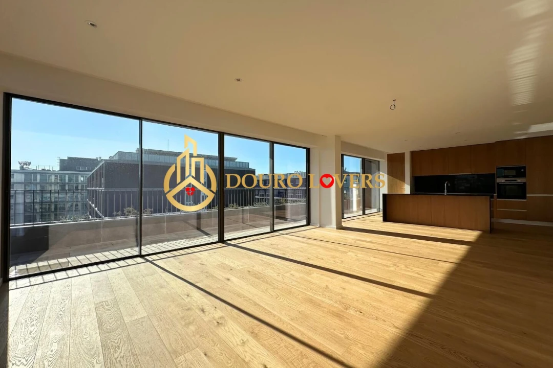 Apartamento T4 para Venda em Matosinhos e Leça da Palmeira Foto 2