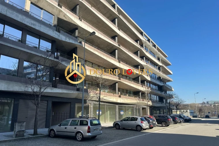 Apartamento T4 para Venda em Matosinhos e Leça da Palmeira Foto 1