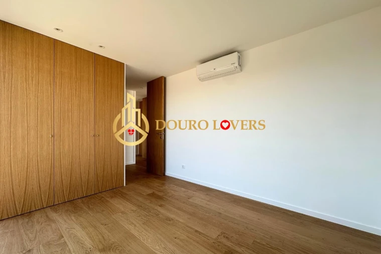 Apartamento T4 para Venda em Matosinhos e Leça da Palmeira Foto 19