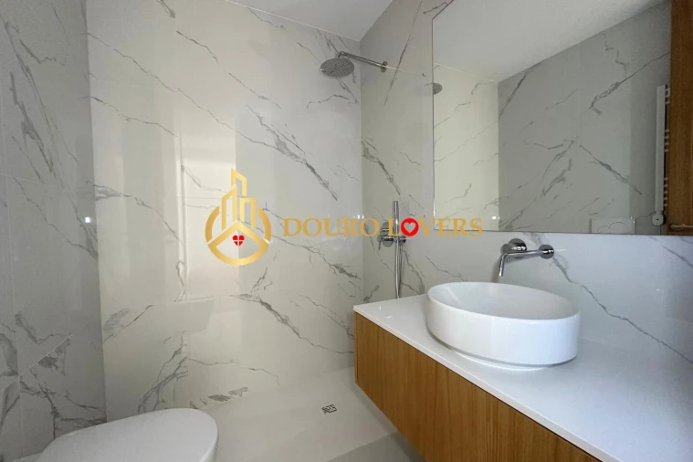 Apartamento T4 para Venda em Matosinhos e Leça da Palmeira Foto 20