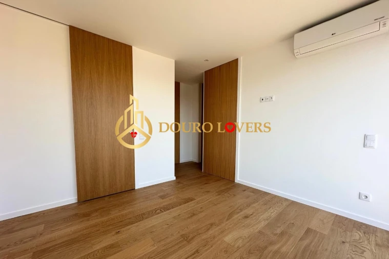 Apartamento T4 para Venda em Matosinhos e Leça da Palmeira Foto 23