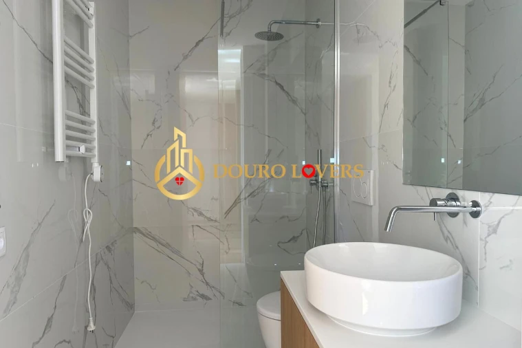 Apartamento T4 para Venda em Matosinhos e Leça da Palmeira Foto 28