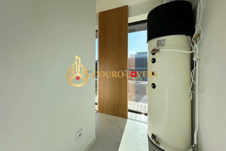 Apartamento T4 para Venda em Matosinhos e Leça da Palmeira Foto 14