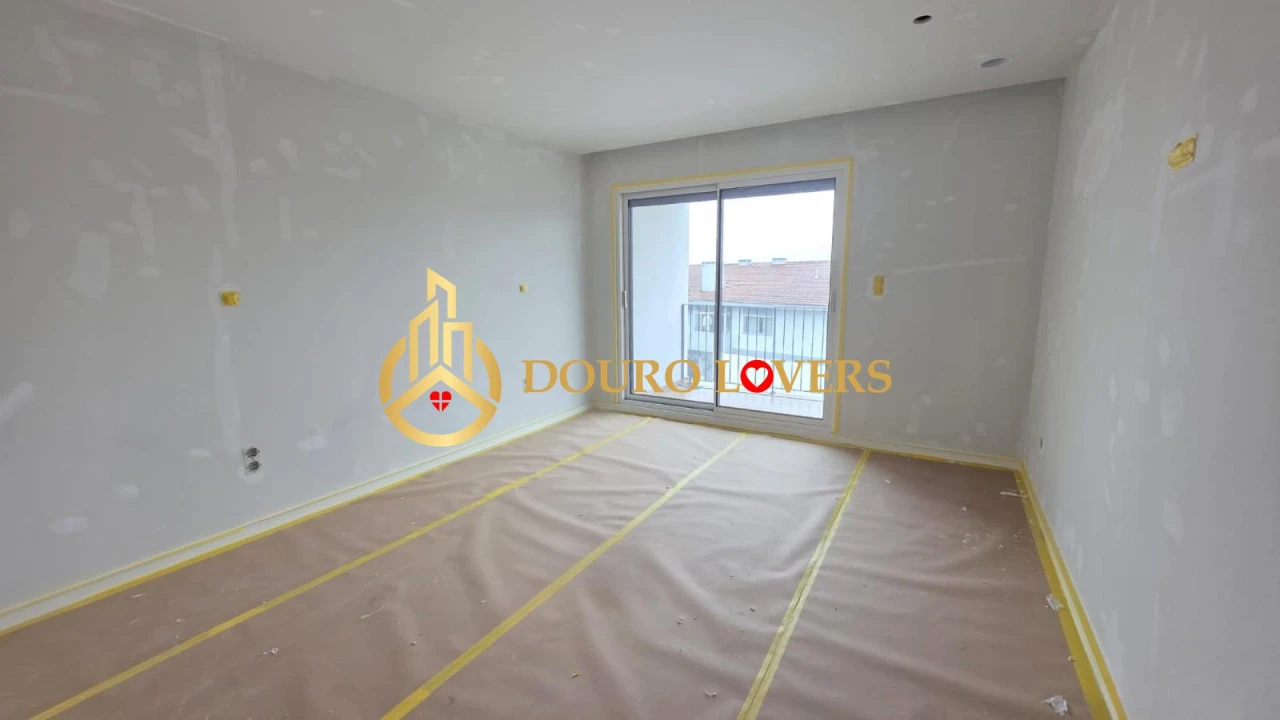 Moradia T4 para Venda em Aguas Santas Foto 20