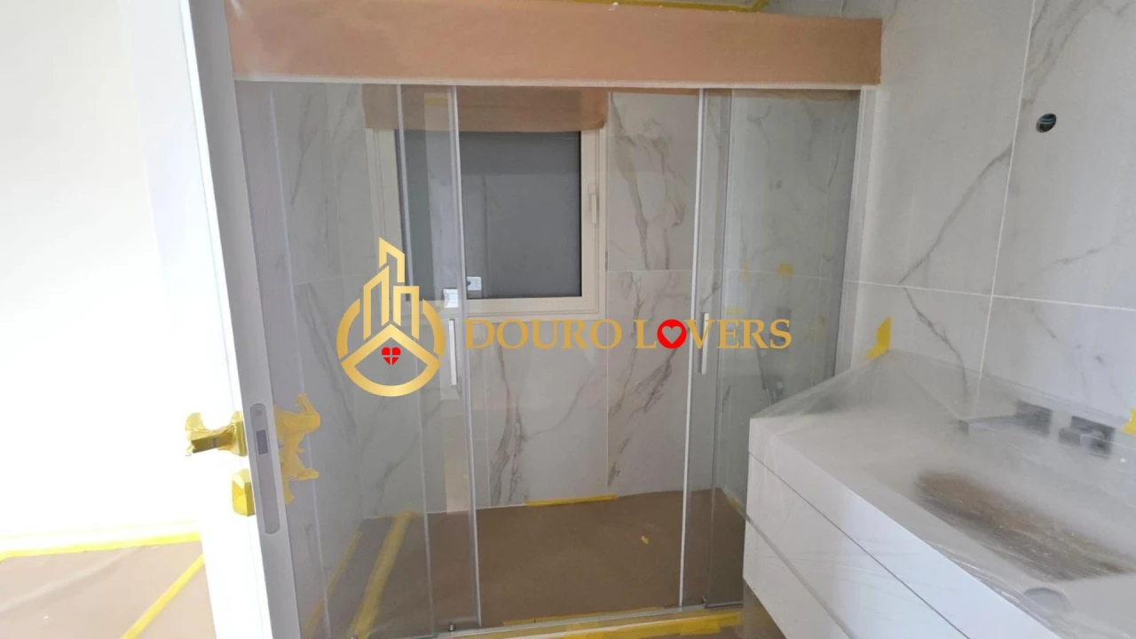 Moradia T4 para Venda em Aguas Santas Foto 22