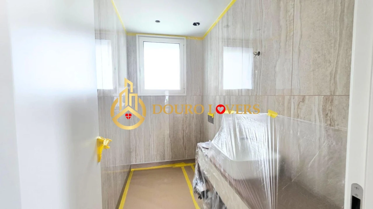 Moradia T4 para Venda em Aguas Santas Foto 6