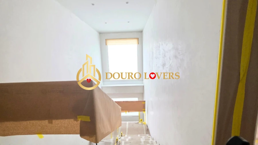 Moradia T4 para Venda em Aguas Santas Foto 13