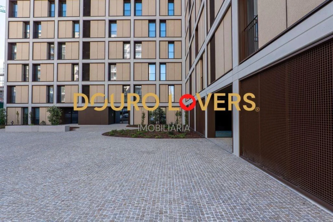 Apartamento T3 para Venda em Santa Marinha e São Pedro da Afurada Foto 1