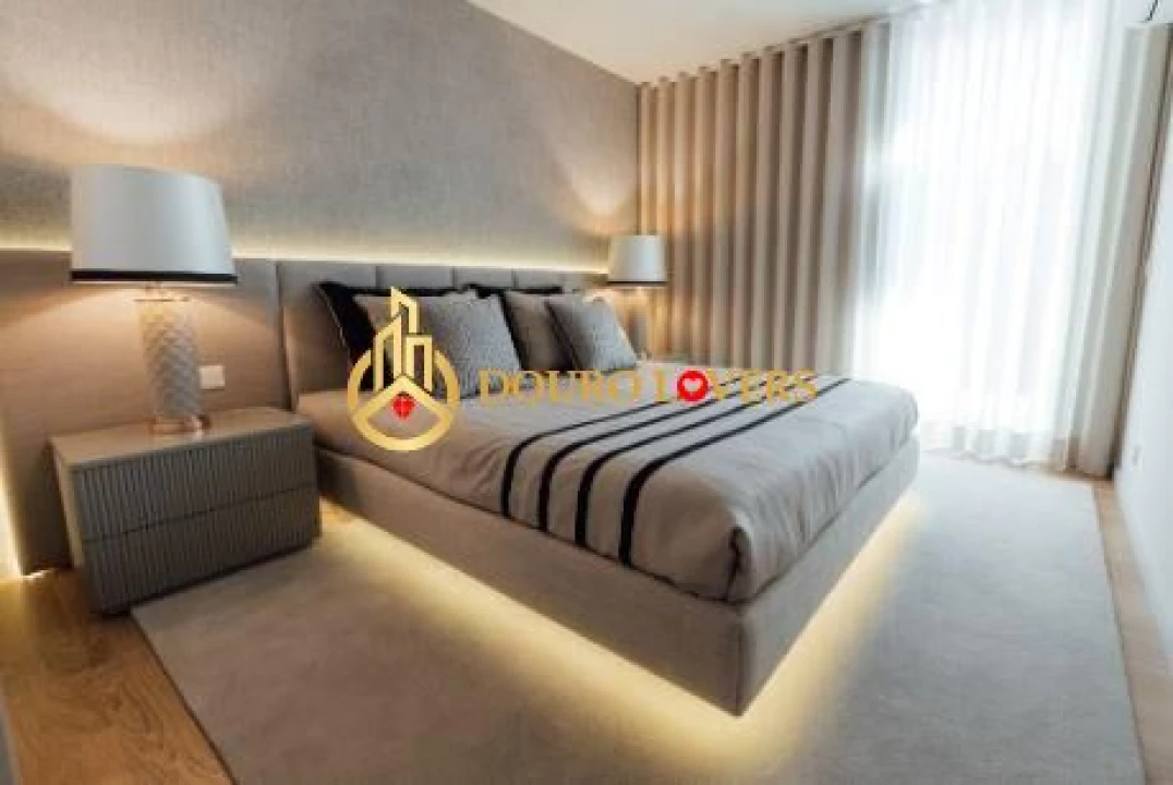 Apartamento T3 para Venda em Santa Marinha e São Pedro da Afurada Foto 3