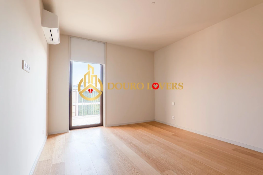 Apartamento T3 para Venda em Santa Marinha e São Pedro da Afurada Foto 4