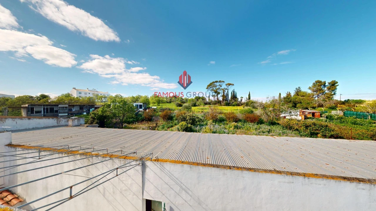 Moradia T6 para Venda em Estômbar e Parchal Foto 23