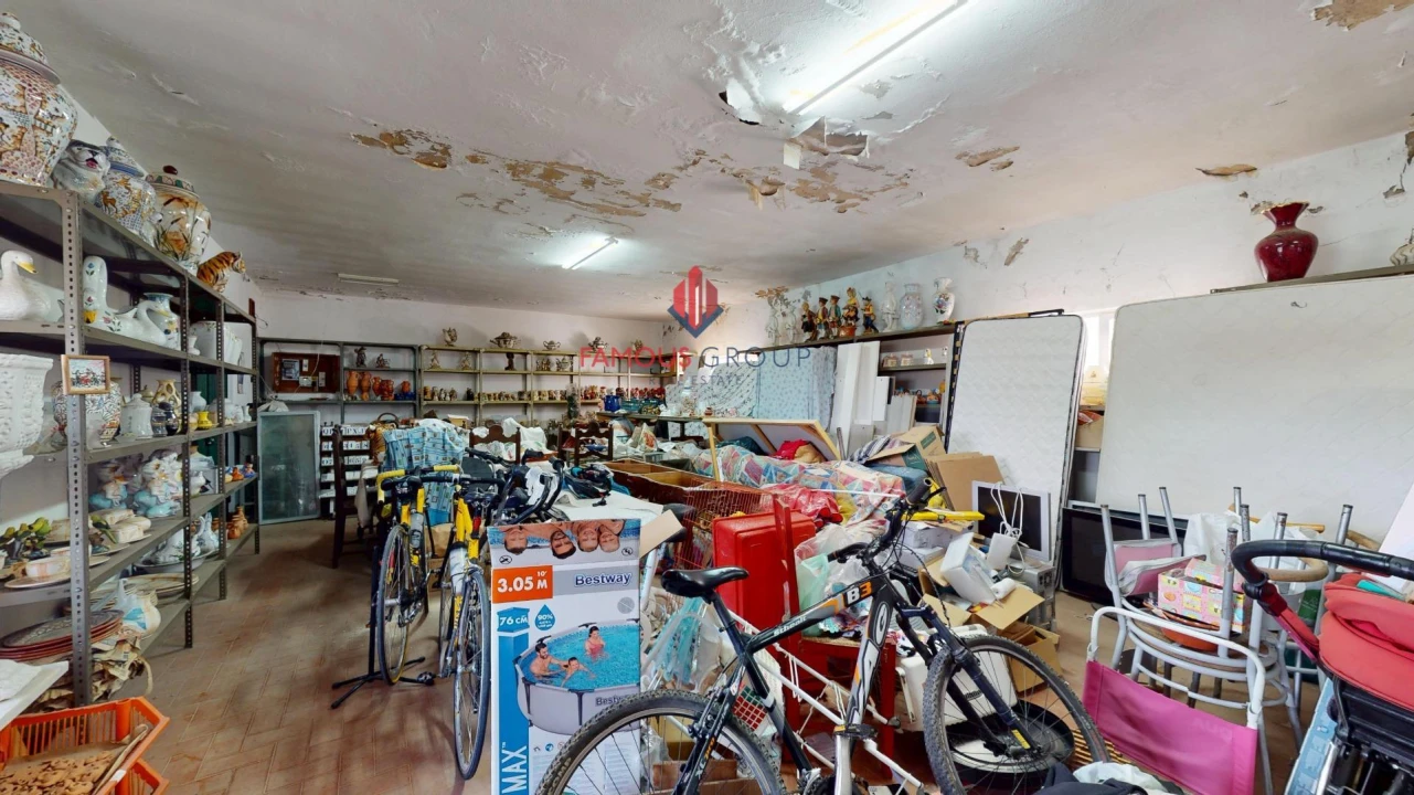 Moradia T6 para Venda em Estômbar e Parchal Foto 4