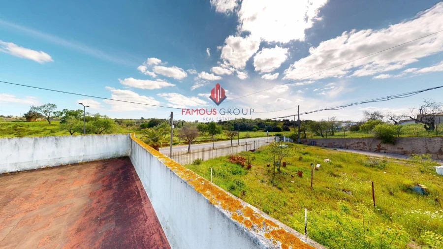 Moradia T6 para Venda em Estômbar e Parchal Foto 19