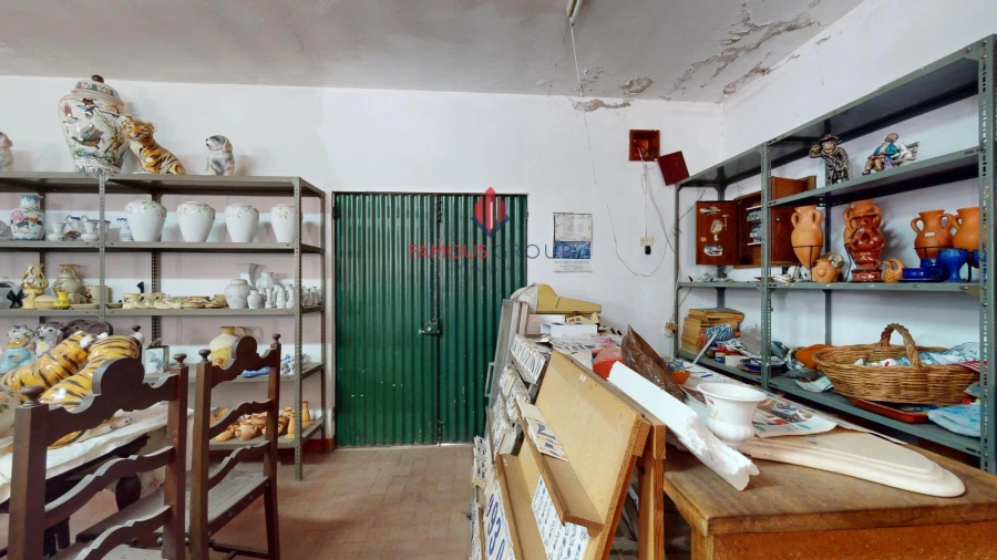 Moradia T6 para Venda em Estômbar e Parchal Foto 7