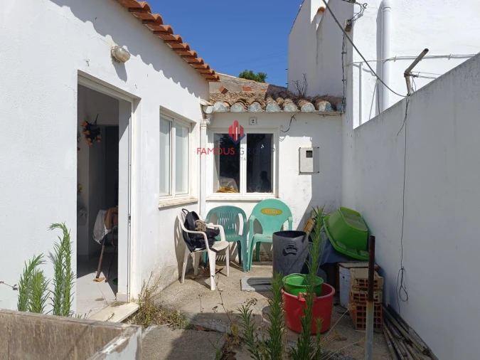 Moradia T1 para Venda em Vila do Bispo e Raposeira Foto 2