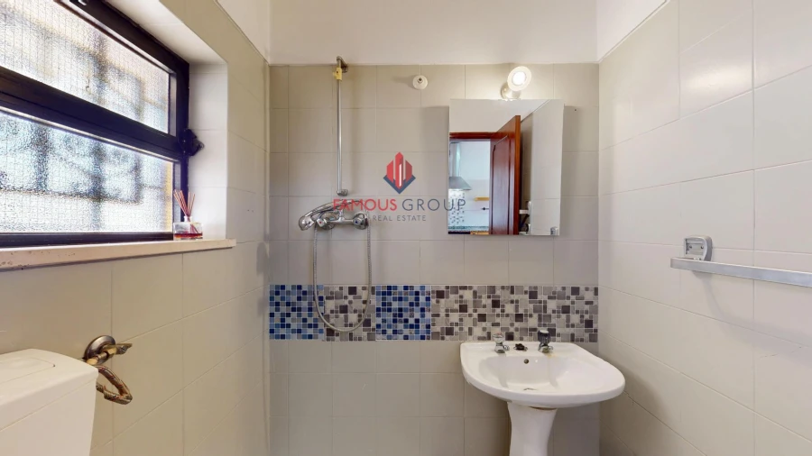 Moradia T7 para Venda em Alvor Foto 14