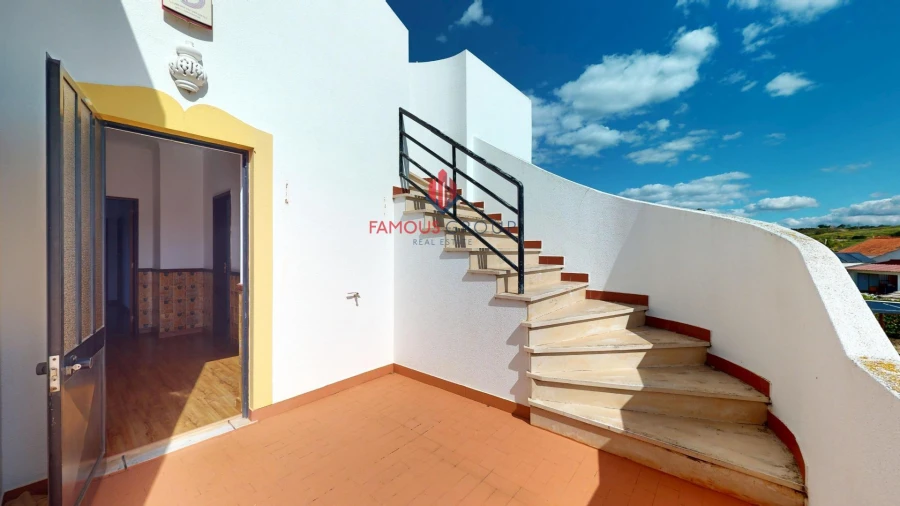 Moradia T7 para Venda em Alvor Foto 21