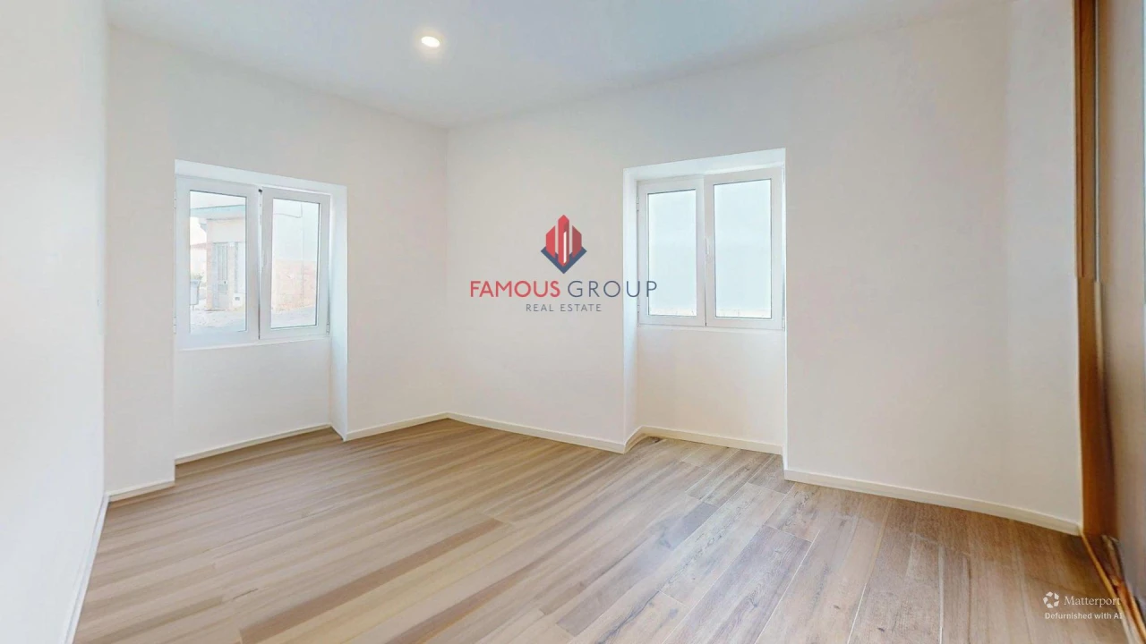 Moradia T4 para Venda em Mexilhoeira Grande Foto 49