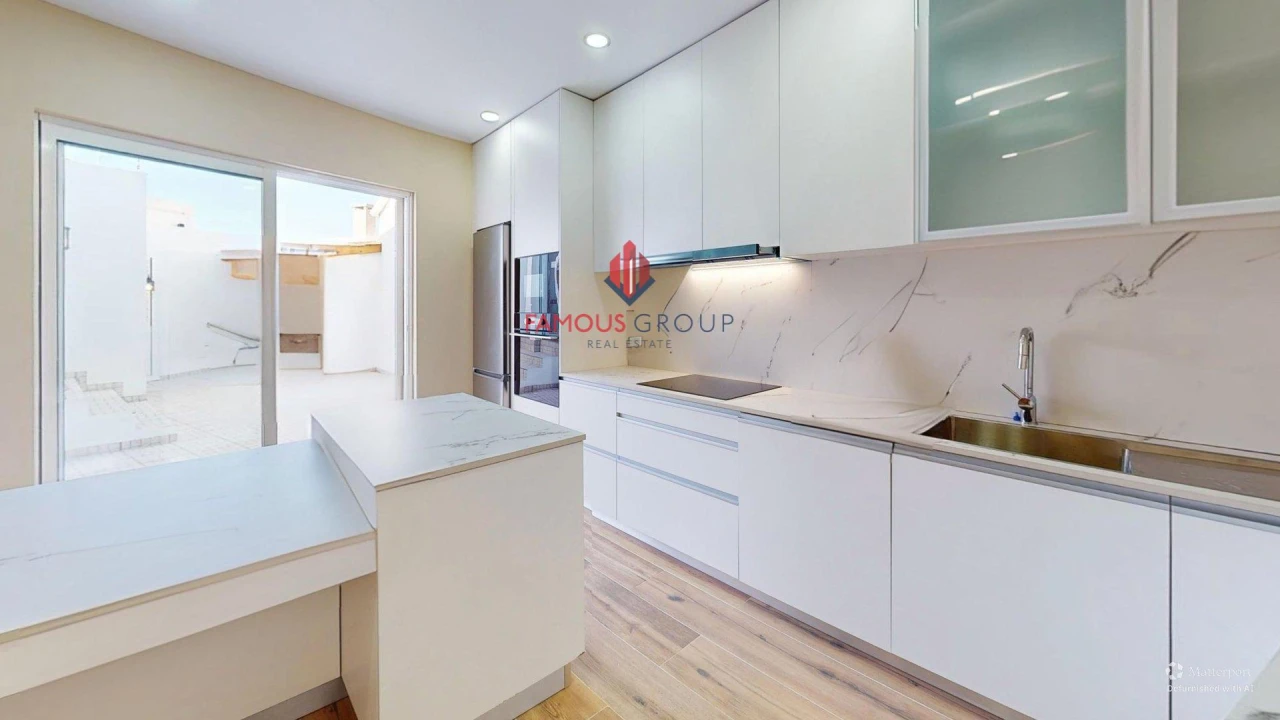 Moradia T4 para Venda em Mexilhoeira Grande Foto 5