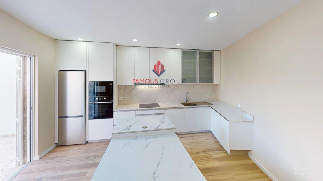 Moradia T4 para Venda em Mexilhoeira Grande Foto 6