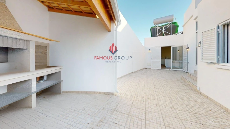 Moradia T4 para Venda em Mexilhoeira Grande Foto 3