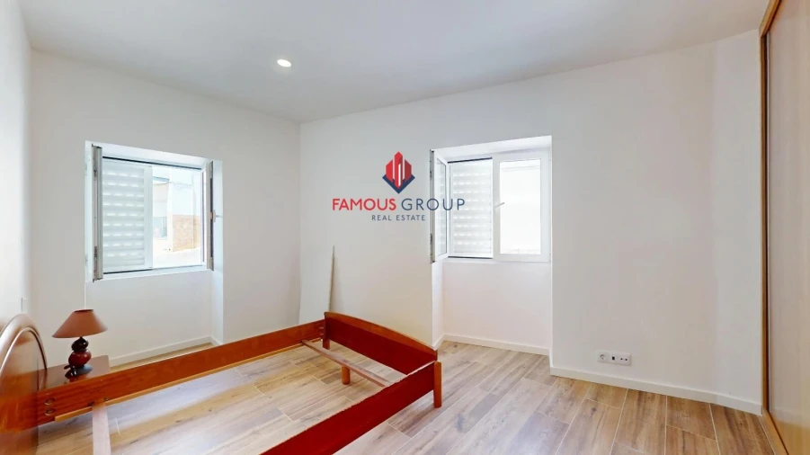 Moradia T4 para Venda em Mexilhoeira Grande Foto 30