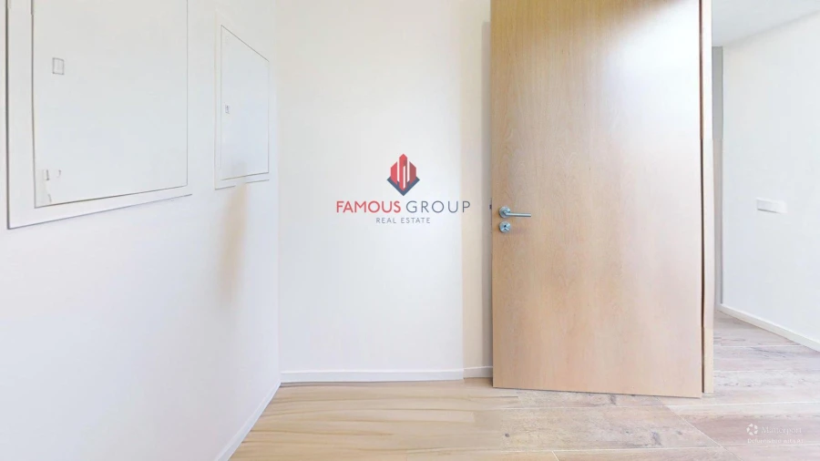 Moradia T4 para Venda em Mexilhoeira Grande Foto 33