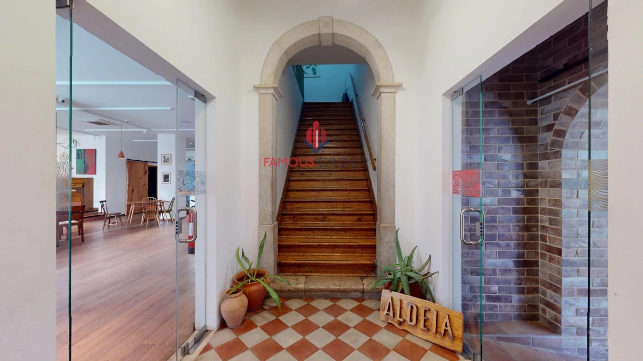 Moradia T8 para Venda em Portimão Foto 2