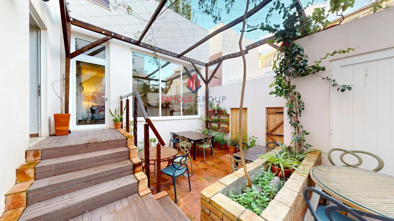 Moradia T8 para Venda em Portimão Foto 30