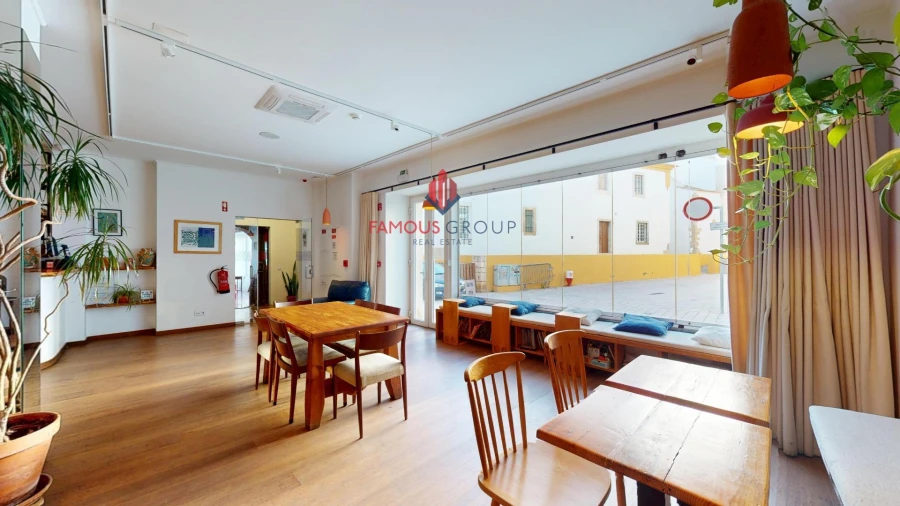 Moradia T8 para Venda em Portimão Foto 6