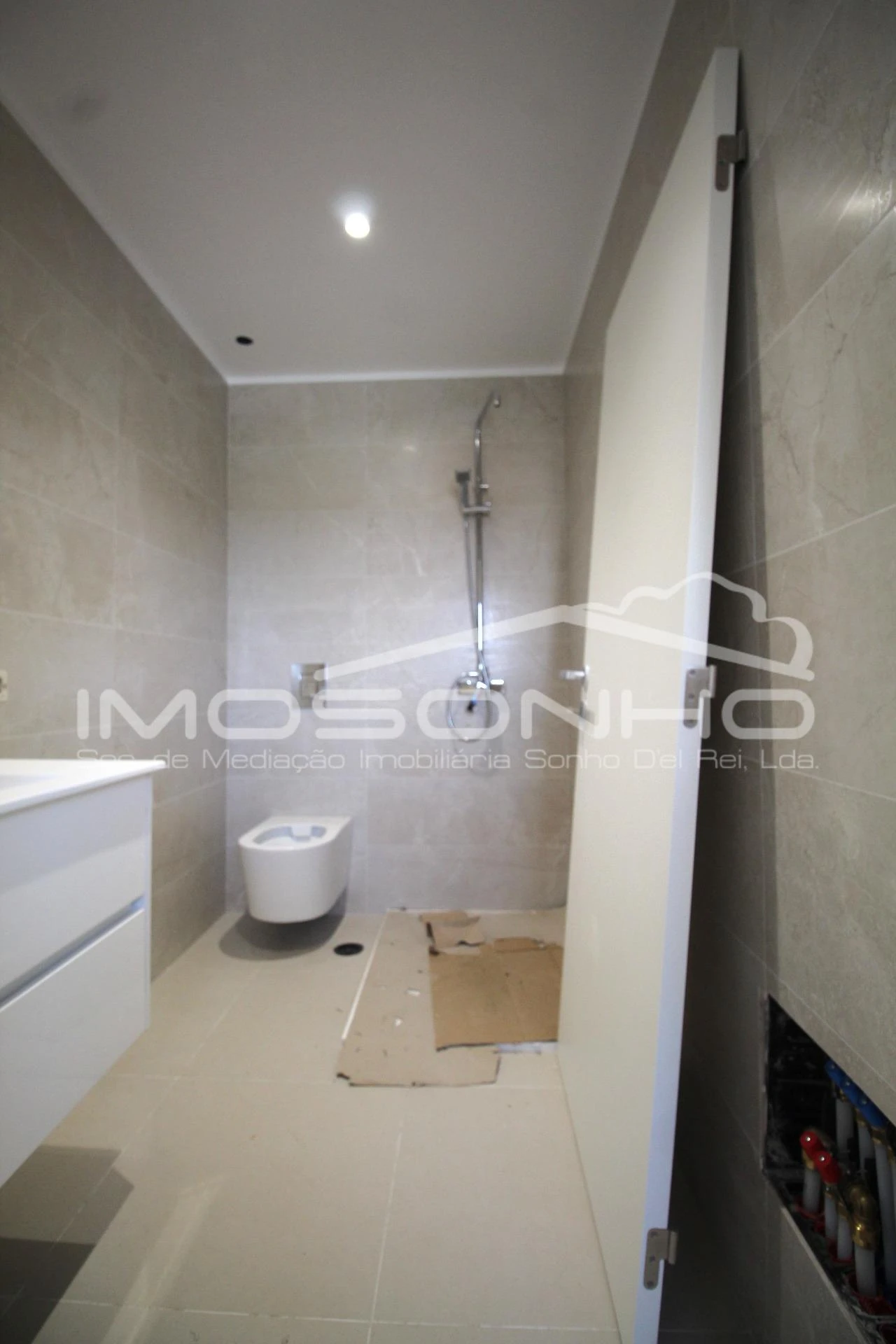 Moradia T4 para Venda em Batalha Foto 10