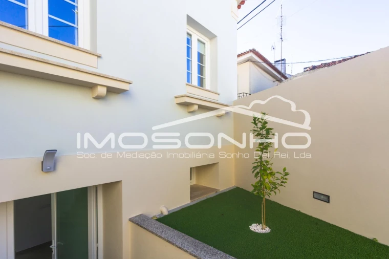 Moradia T5 para Venda em Valado dos Frades Foto 28