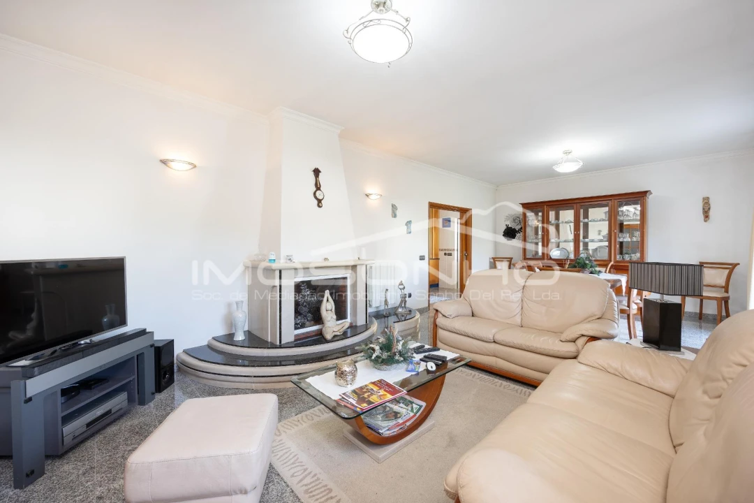 Moradia T4 para Venda em Marinha Grande Foto 6