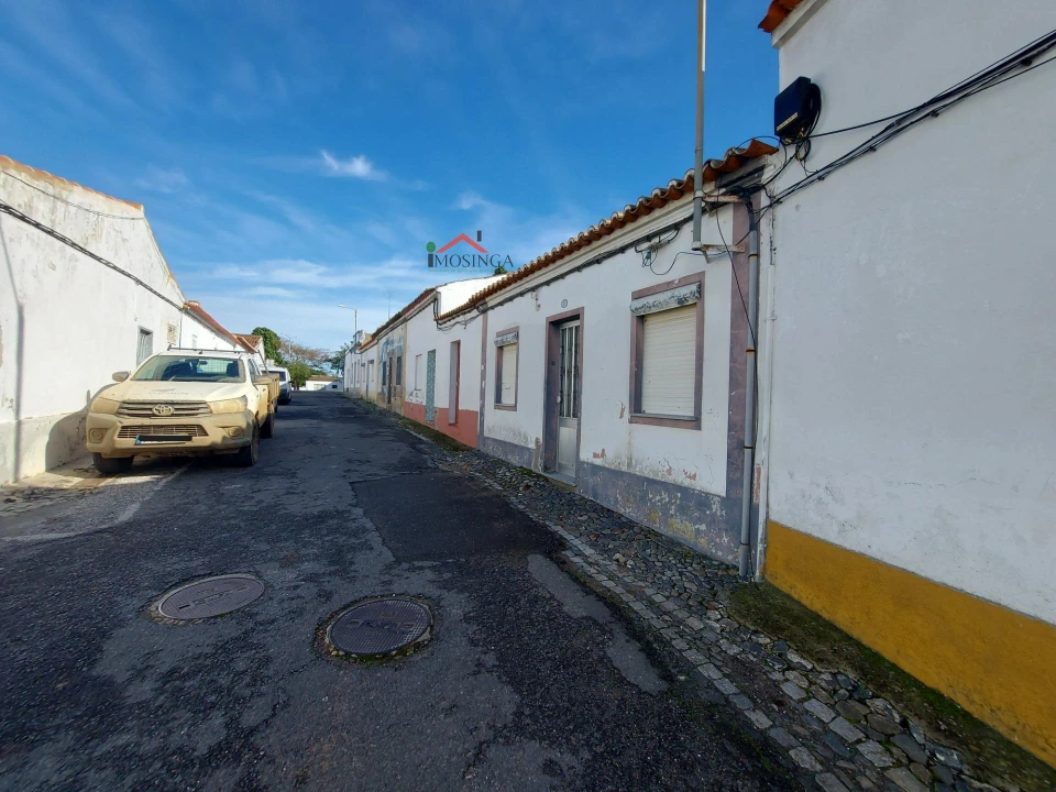 Moradia T4 para Venda em Ferreira do Alentejo e Canhestros Foto 3