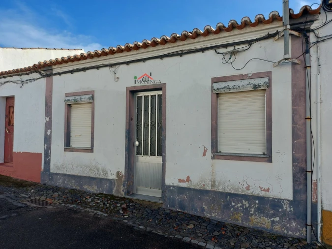 Moradia T4 para Venda em Ferreira do Alentejo e Canhestros Foto 1