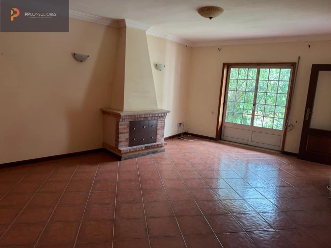 Moradia T3 para Venda em Moita Foto 2