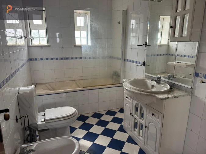 Moradia T3 para Venda em Moita Foto 7