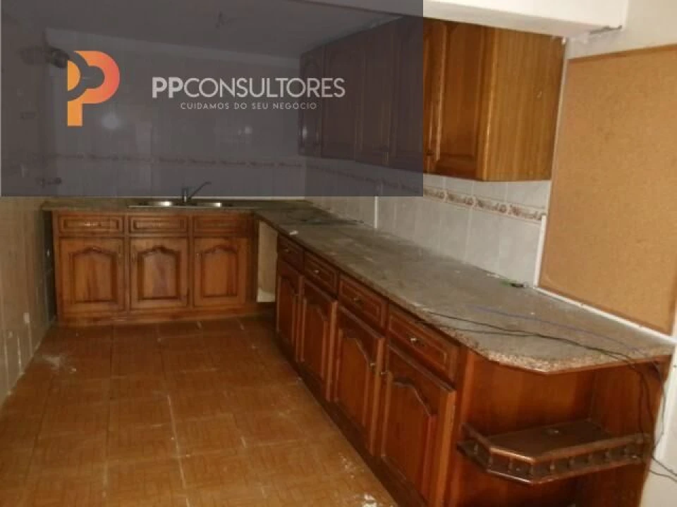 Moradia para Venda em Candosa Foto 2