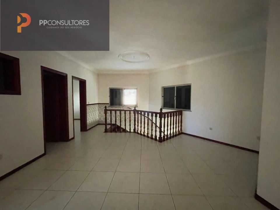 Moradia T5 para Venda em Abraveses Foto 20